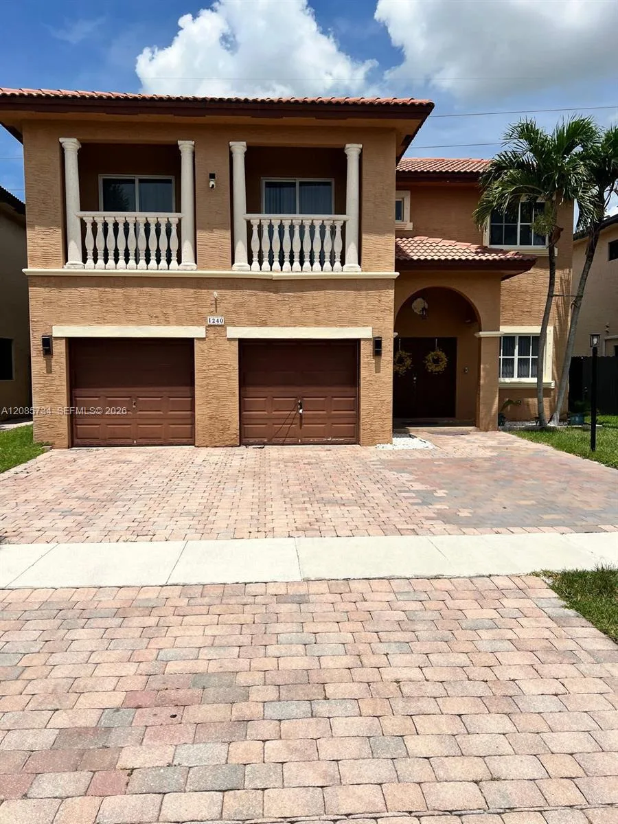 1240 NE 41st Pl, Homestead, FL 33033