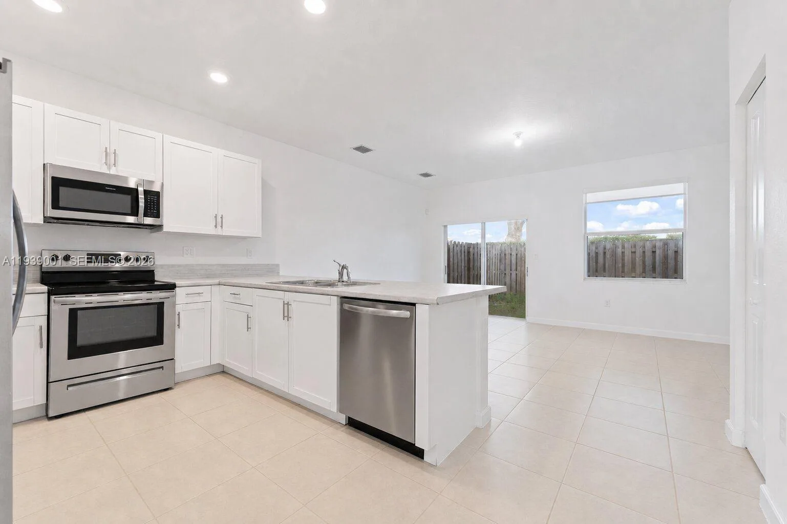 1705 SE 27th Rd, Homestead, FL 33035 photo 10