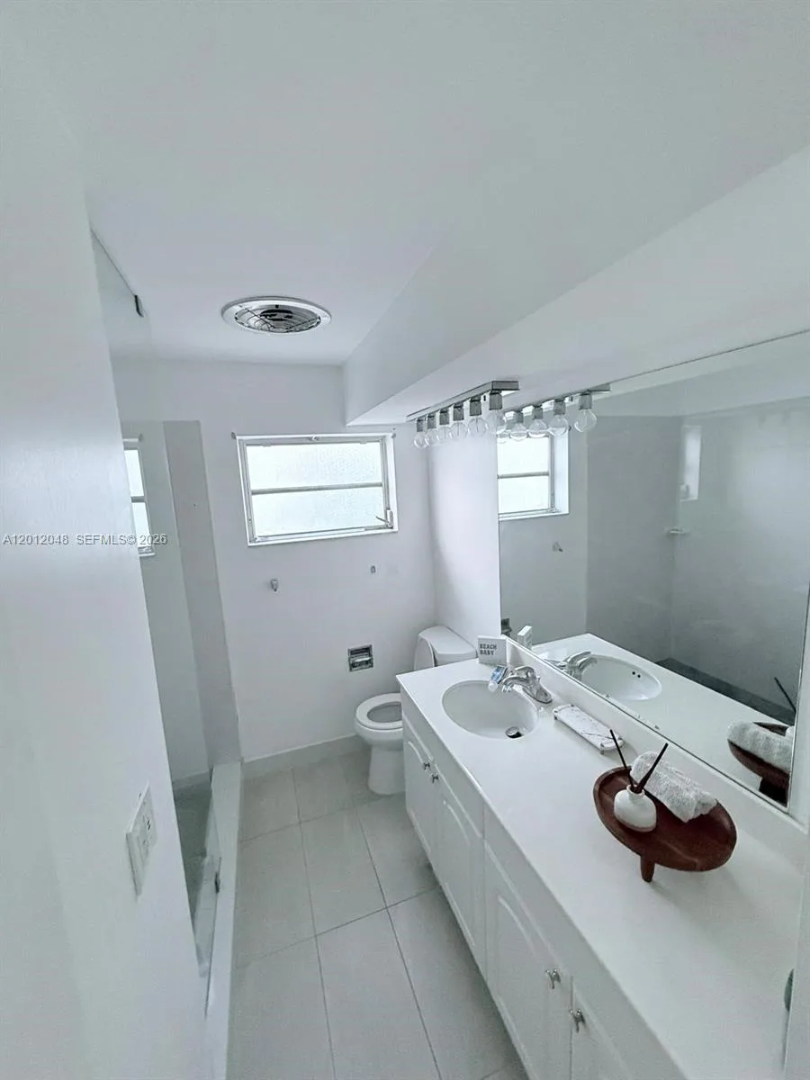 9356 Byron Ave, Surfside, FL 33154 photo 7