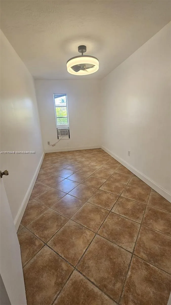 9356 Byron Ave, Surfside, FL 33154 photo 8