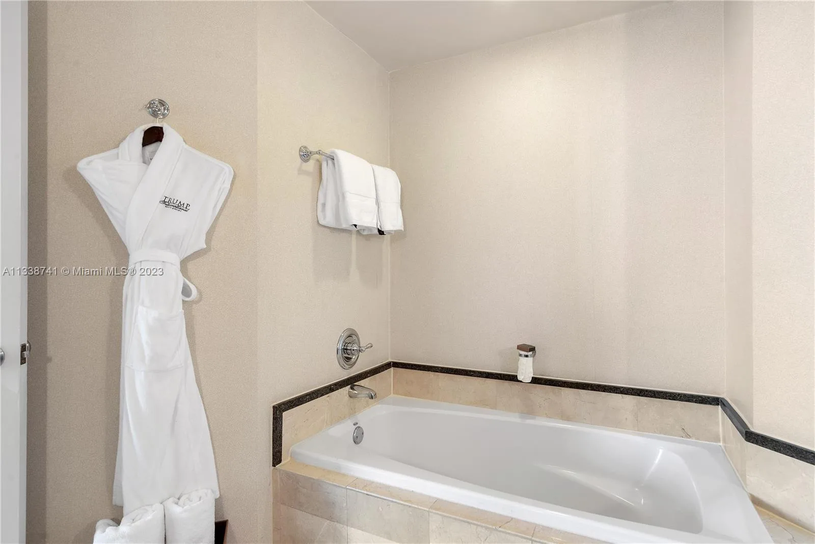 18001 Collins Ave # 2009, Sunny Isles Beach, FL 33160 photo 10