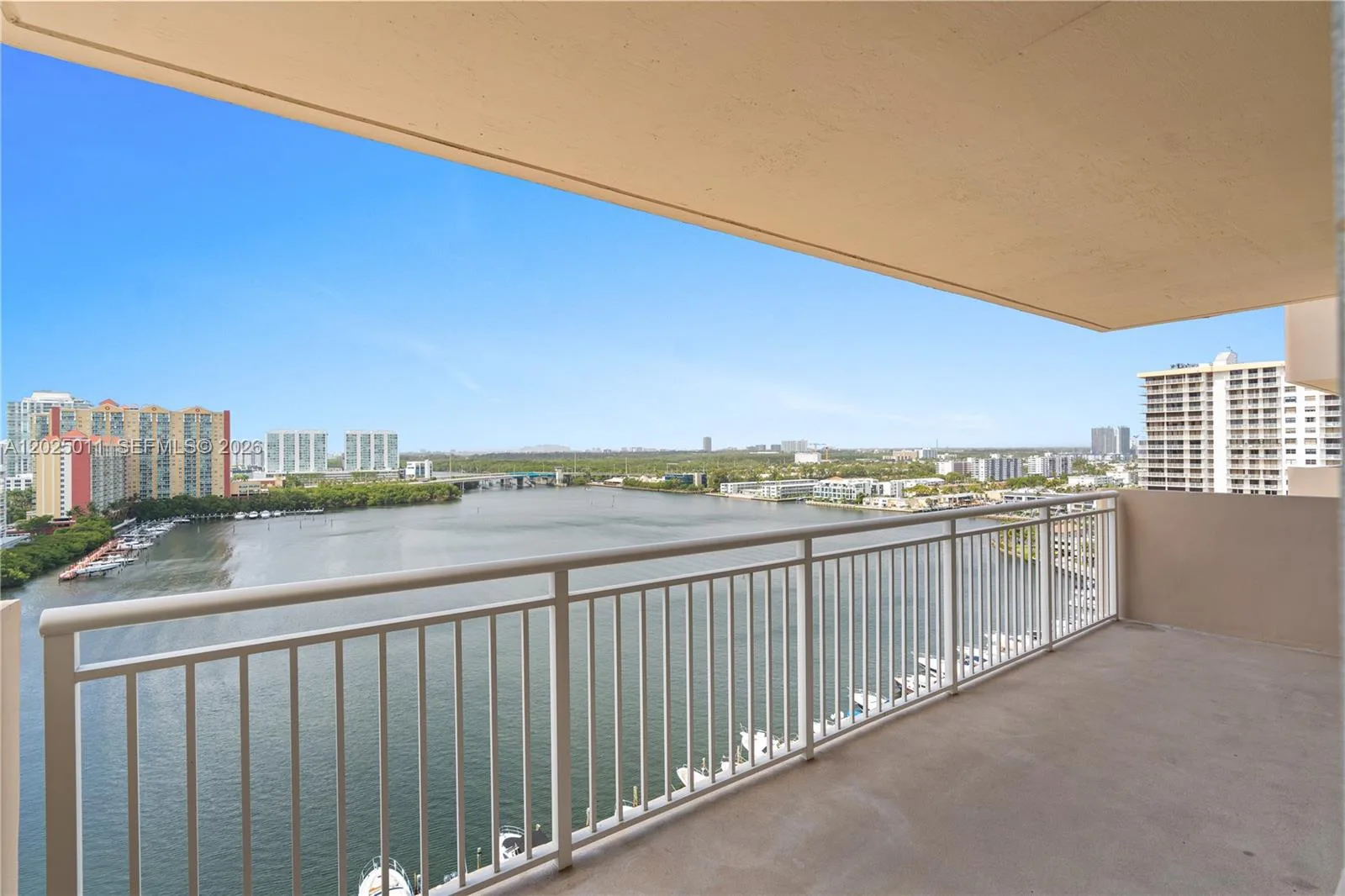 250 174th St # 1620, Sunny Isles Beach, FL 33160