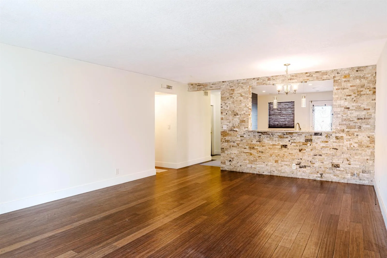 900 NE 12TH Avenue # 408, Hallandale Beach, FL 33009