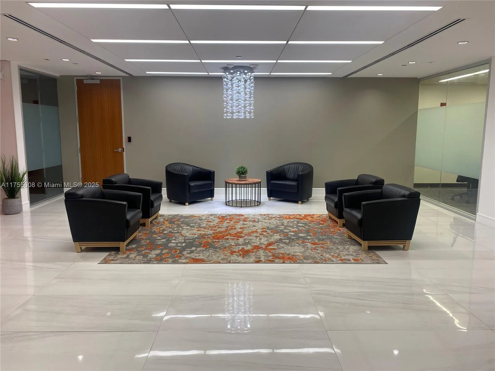 2 S Biscayne Blvd # 3200, Miami, FL 33131 photo 2