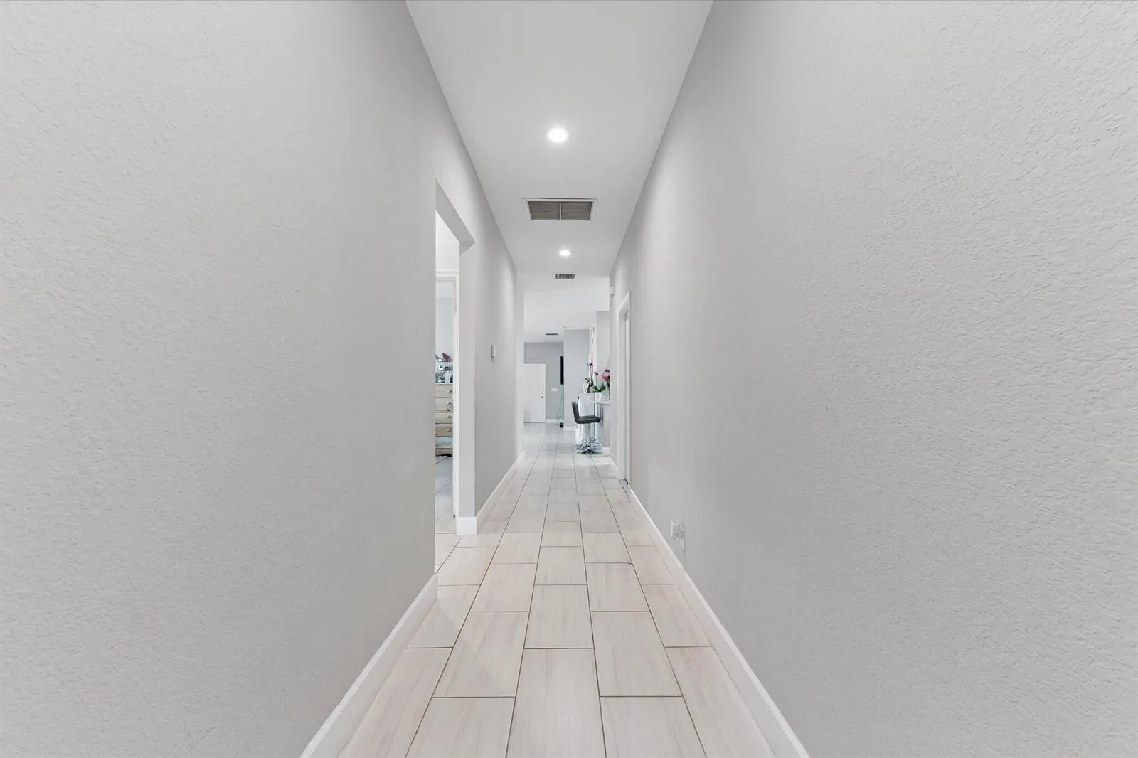 525 NW 12th Avenue, Boynton Beach, FL 33435 photo 4
