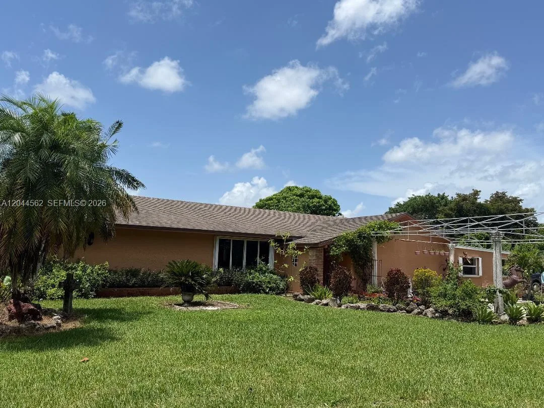 20791 SW 240th St, Homestead, FL 33031 photo 2