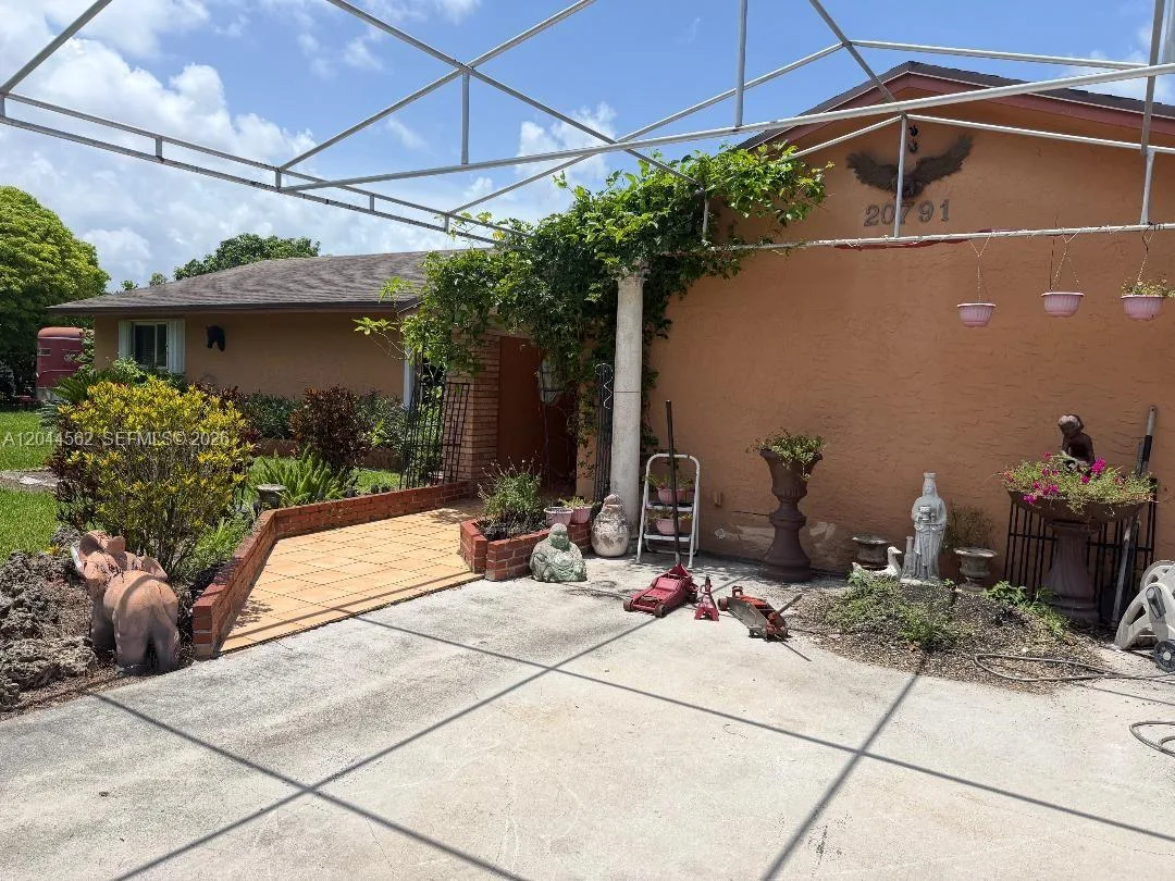 20791 SW 240th St, Homestead, FL 33031 photo 6