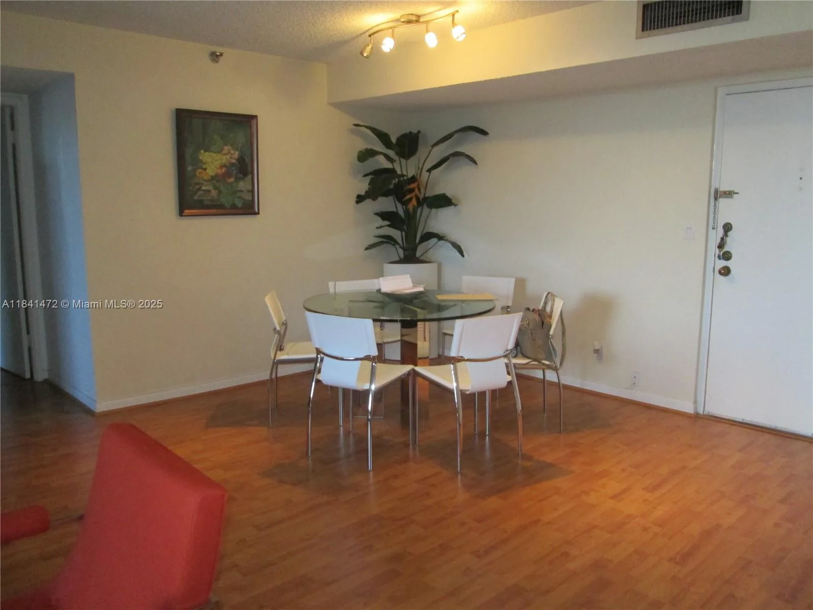 290 174th St # 408, Sunny Isles Beach, FL 33160 photo 5