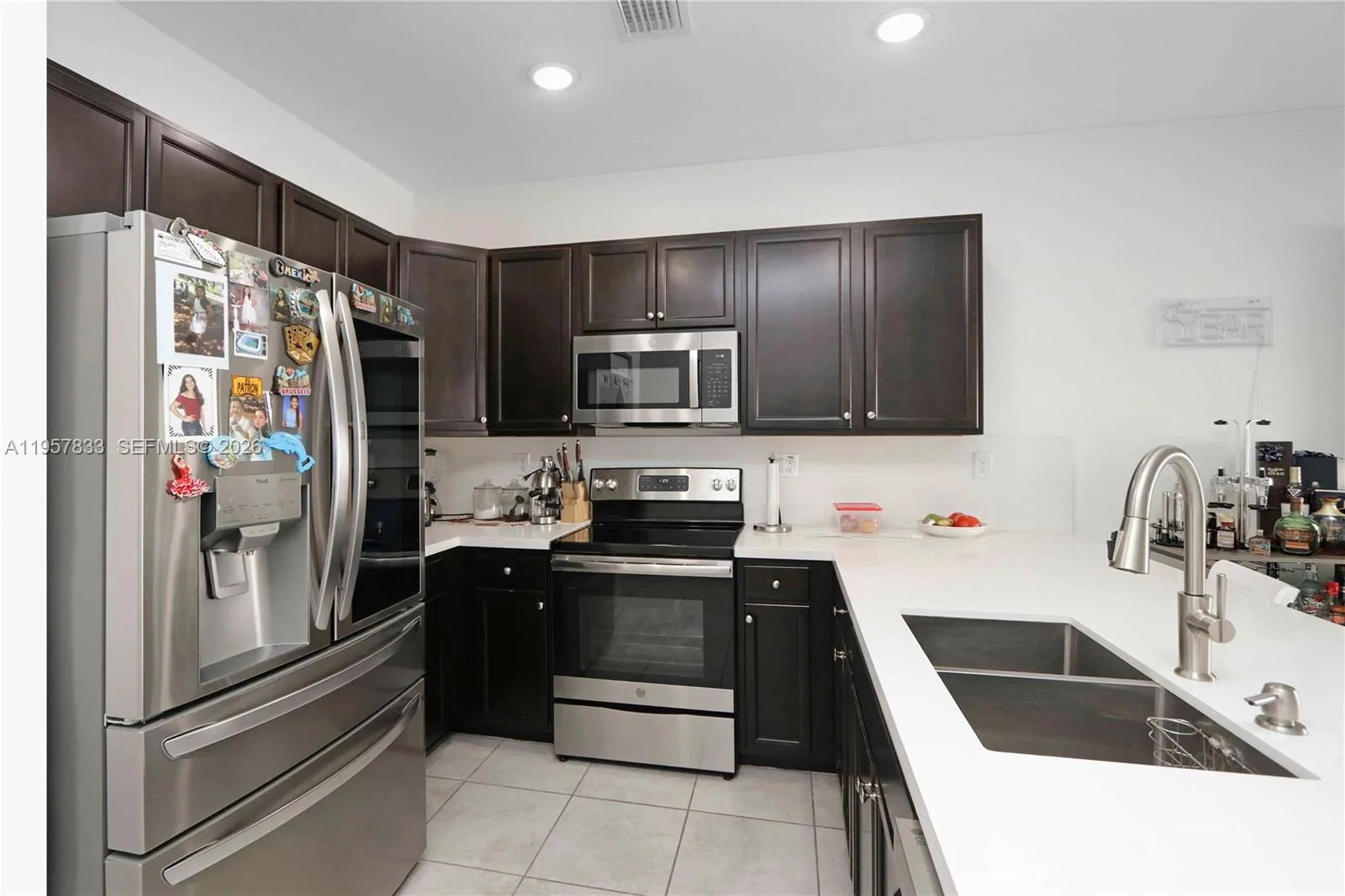 10628 W 33rd Way, Hialeah, FL 33018 photo 4