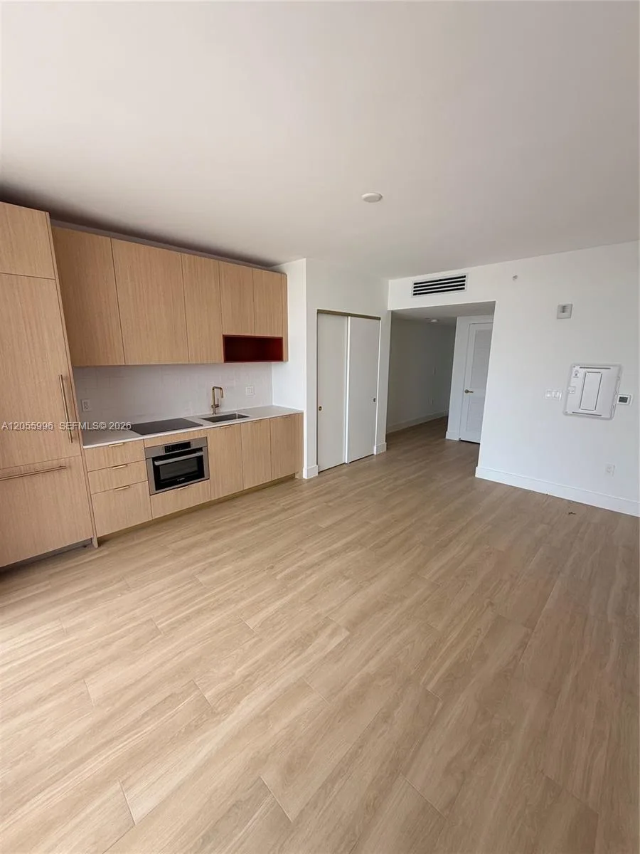 90 NE 32 STREET # 823, Miami, FL 33137 photo 5