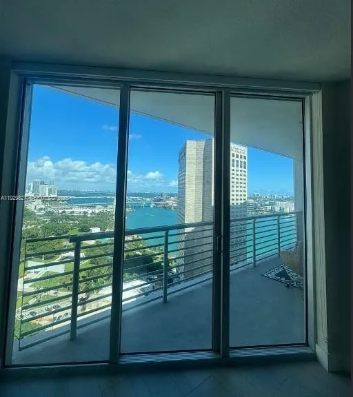 One Miami Unit 2816 at 325 S Biscayne Blvd # 2816, Miami, FL 33131 — photo 1