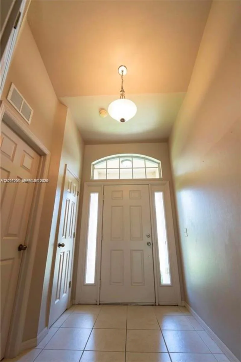 4129 NE 19TH PL, Cape Coral, FL 33909 photo 12
