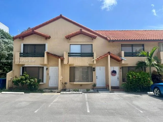 10211 SW 77th Ct, Miami, FL 33156