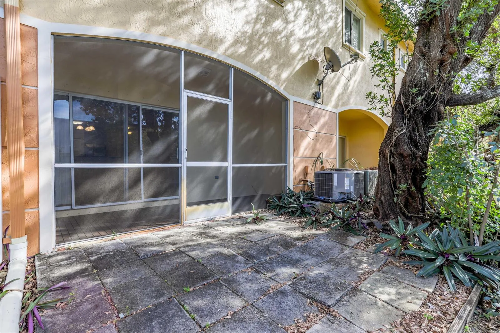 6527 Catalina Lane, Tamarac, FL 33321 photo 3