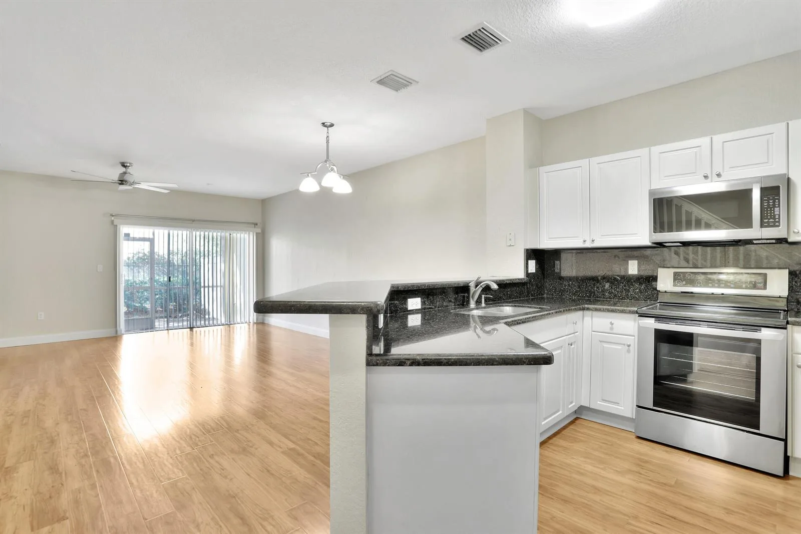 6527 Catalina Lane, Tamarac, FL 33321 photo 6