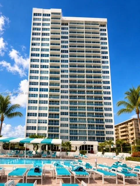 3140 S Ocean Dr # 1705, Hallandale Beach, FL 33009