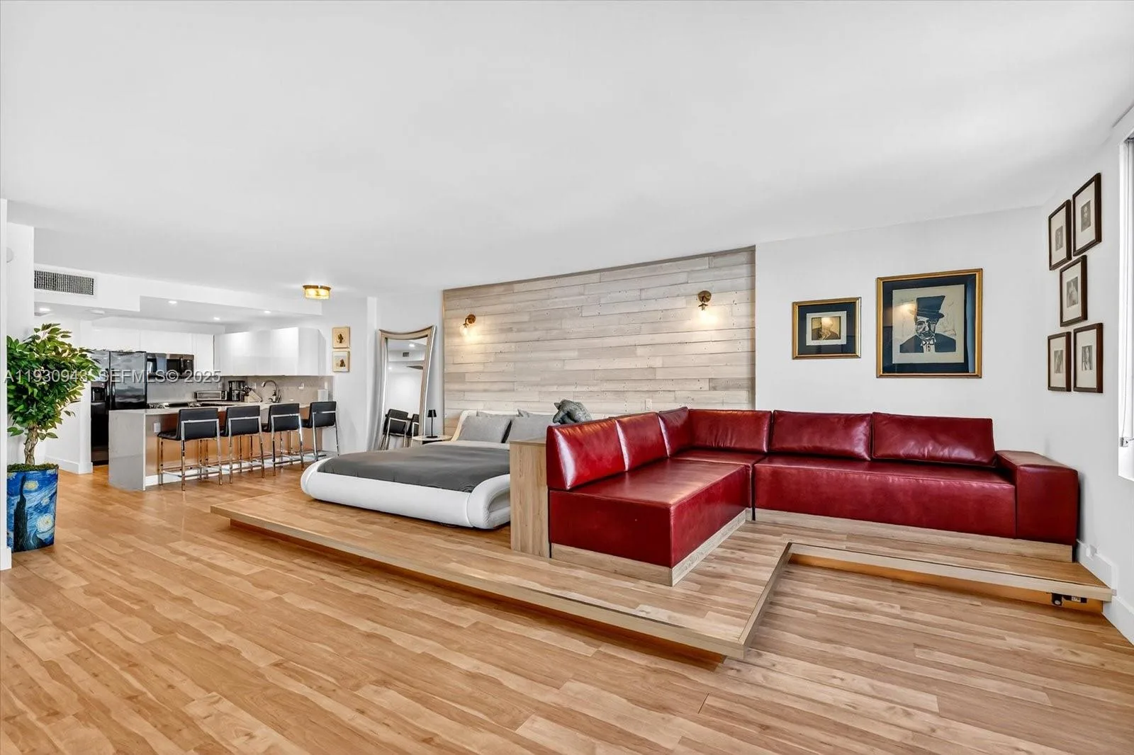 2301 Collins Ave # 714, Miami Beach, FL 33139 photo 4