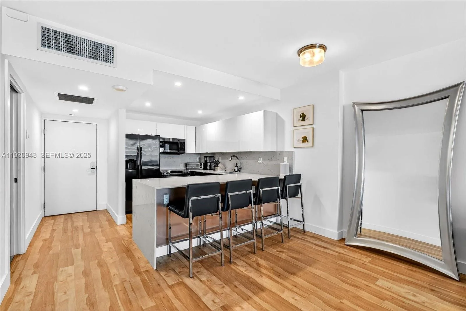 2301 Collins Ave # 714, Miami Beach, FL 33139 photo 5