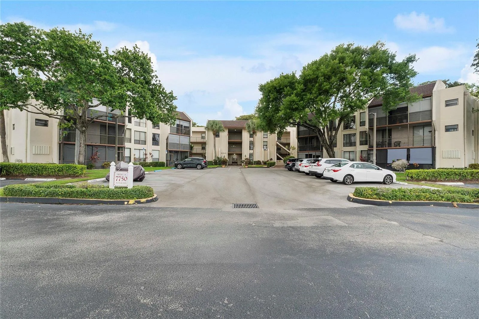 7750 W Mcnab Road # 203, Tamarac, FL 33321