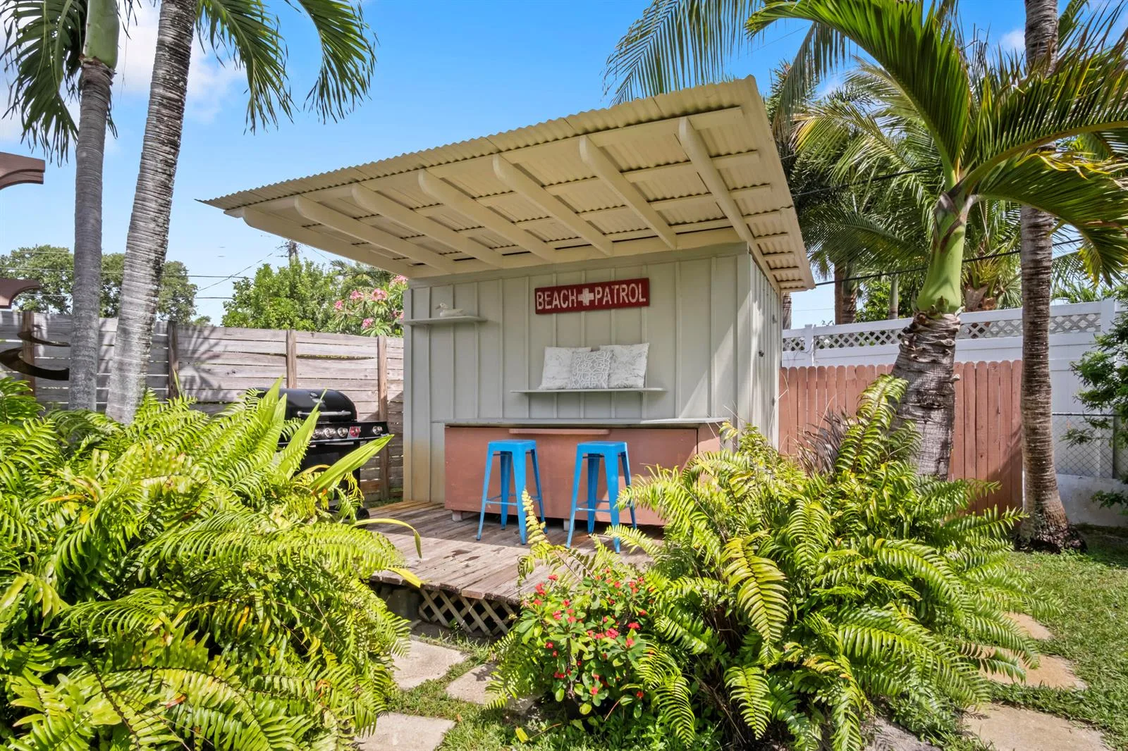15 N Swinton Circle, Delray Beach, FL 33444 photo 11
