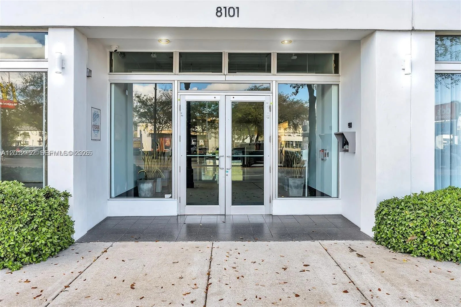 8101 Biscayne Blvd # R-410, Miami, FL 33138
