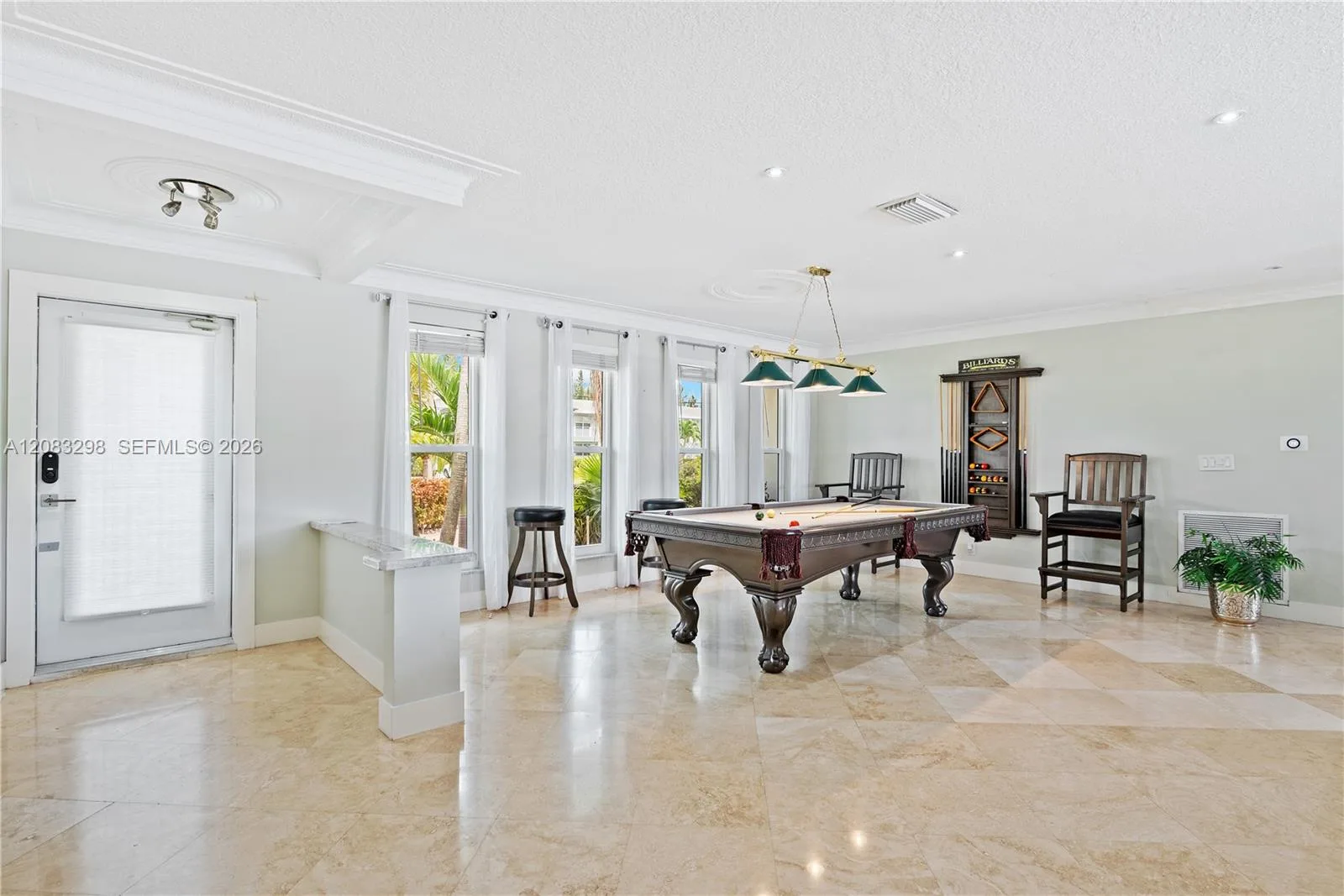 649 Layne Blvd, Hallandale Beach, FL 33009