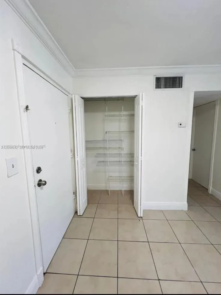 606 W 81st St # 224, Hialeah, FL 33014 photo 4