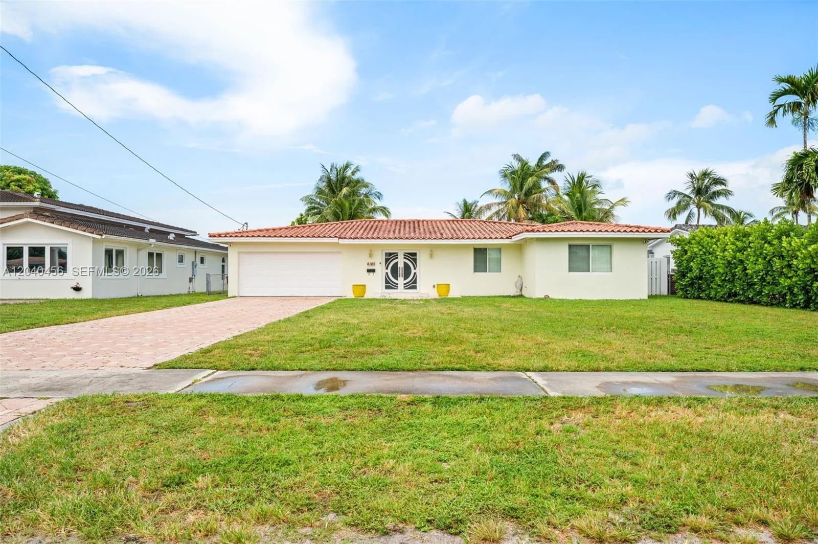 6185 W 10th Ave, Hialeah, FL 33012