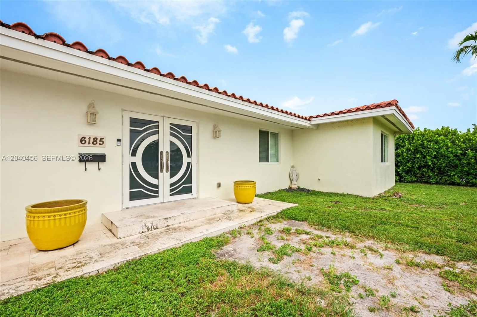 6185 W 10th Ave, Hialeah, FL 33012 photo 3