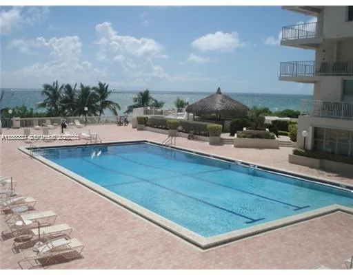 5401 Collins Ave # 230, Miami Beach, FL 33140 photo 10