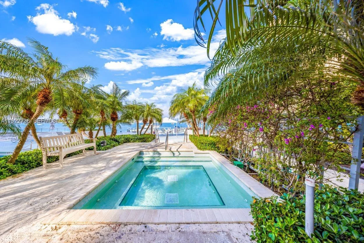 1200 West Ave # 1520, Miami Beach, FL 33139 photo 11