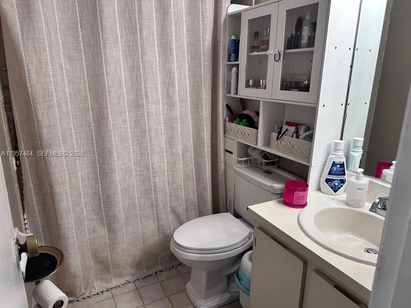 2480 W 67th Pl # 23-12, Hialeah, FL 33016 photo 6