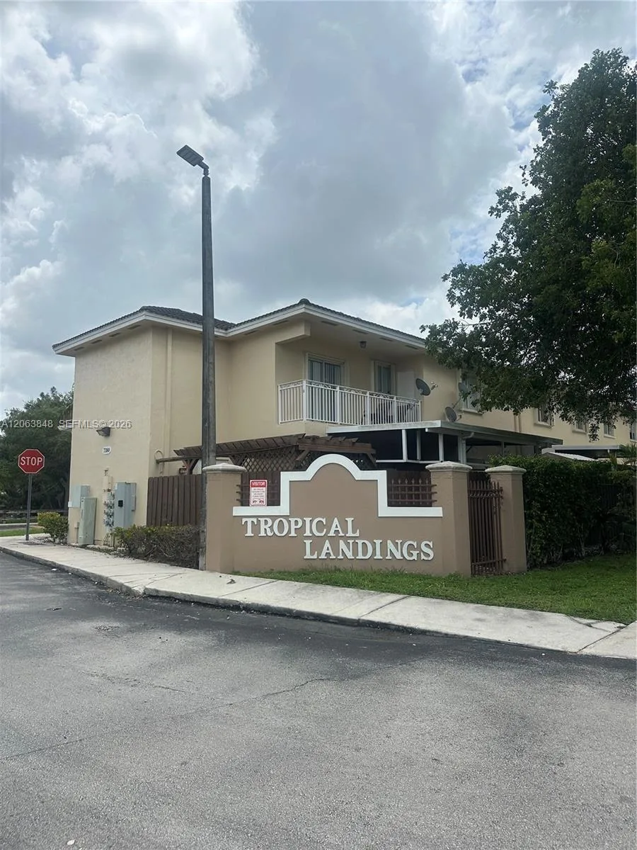 7380 NW 174th Ter # 204, Hialeah, FL 33015