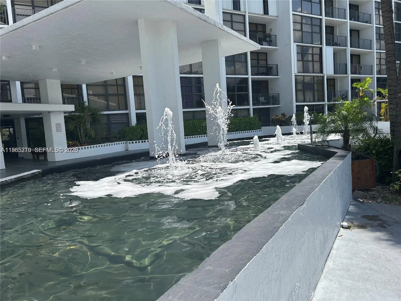 400 Leslie Dr # 308, Hallandale Beach, FL 33009