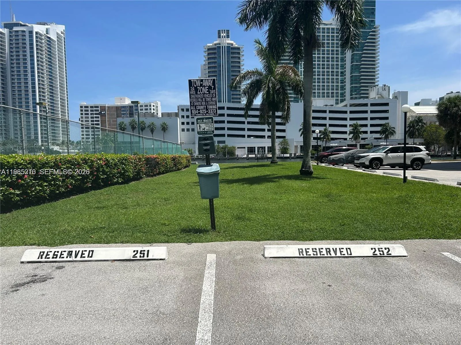 400 Leslie Dr # 308, Hallandale Beach, FL 33009 photo 4