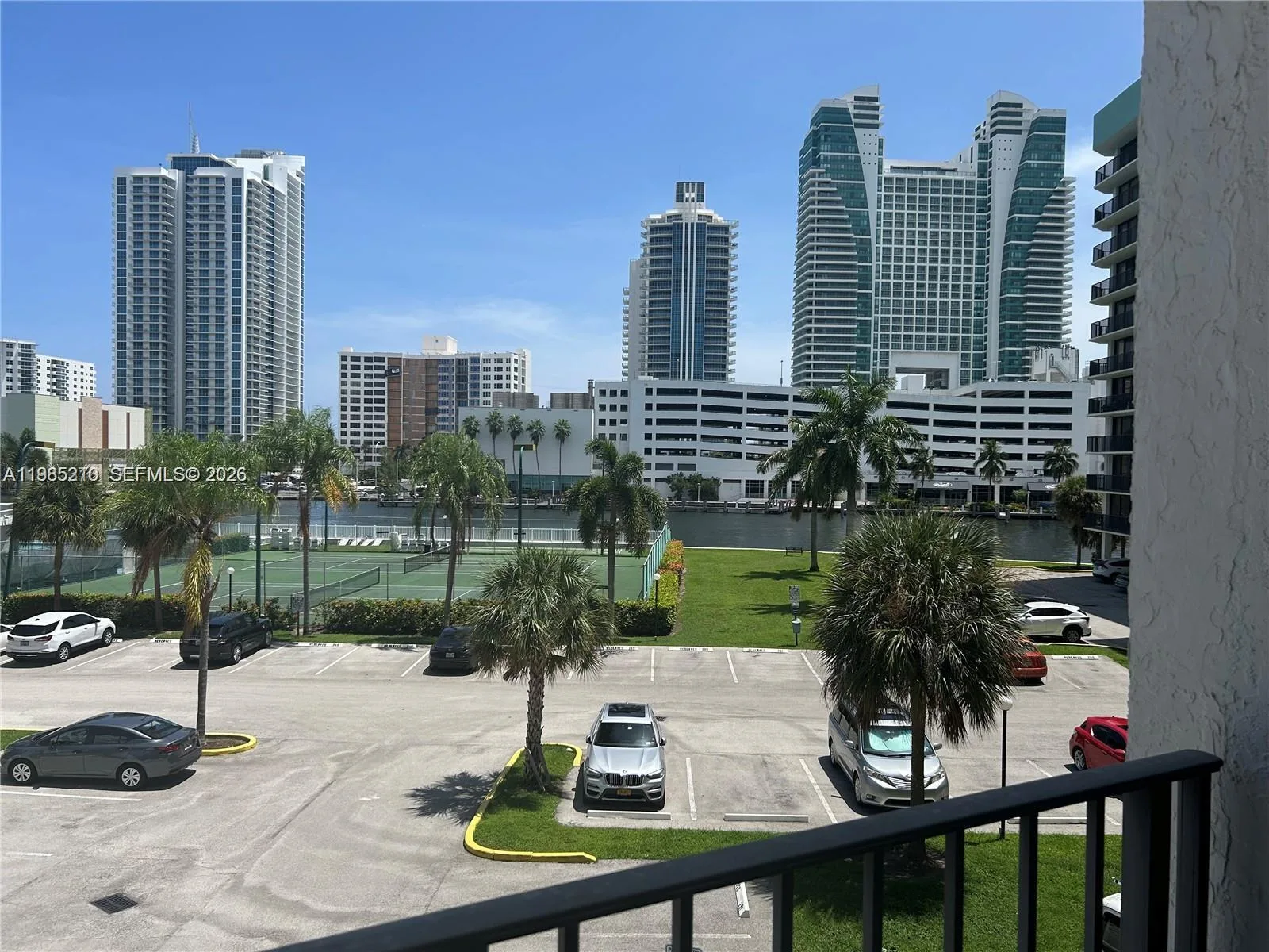 400 Leslie Dr # 308, Hallandale Beach, FL 33009 photo 5