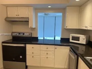 400 Leslie Dr # 308, Hallandale Beach, FL 33009 photo 6