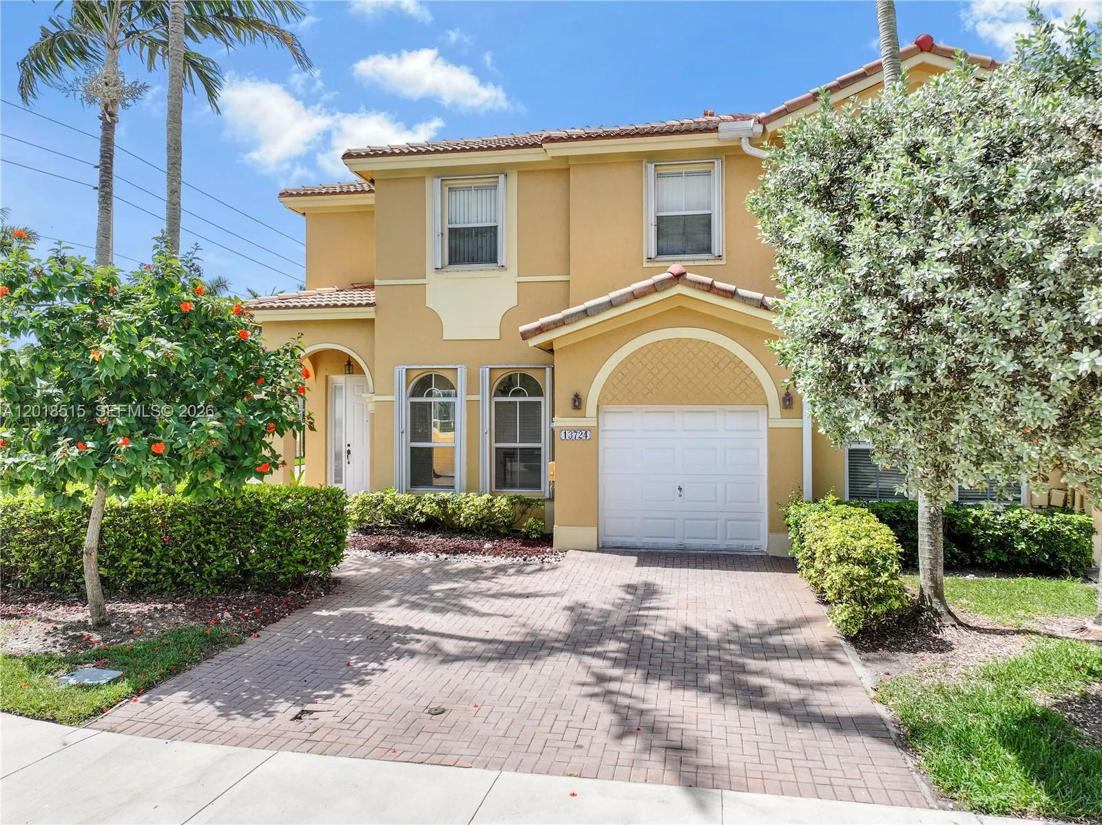 13724 SW 115th Ln, Miami, FL 33186