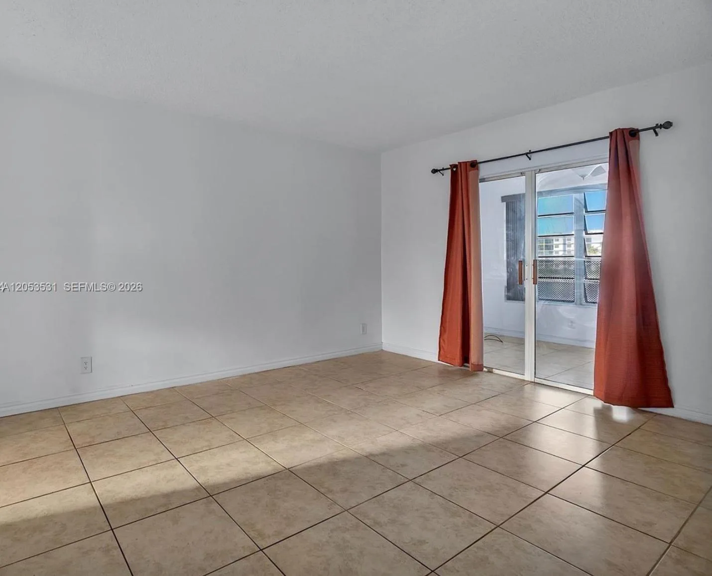19105 NE 2nd Ave # 2118, Miami, FL 33179 photo 12