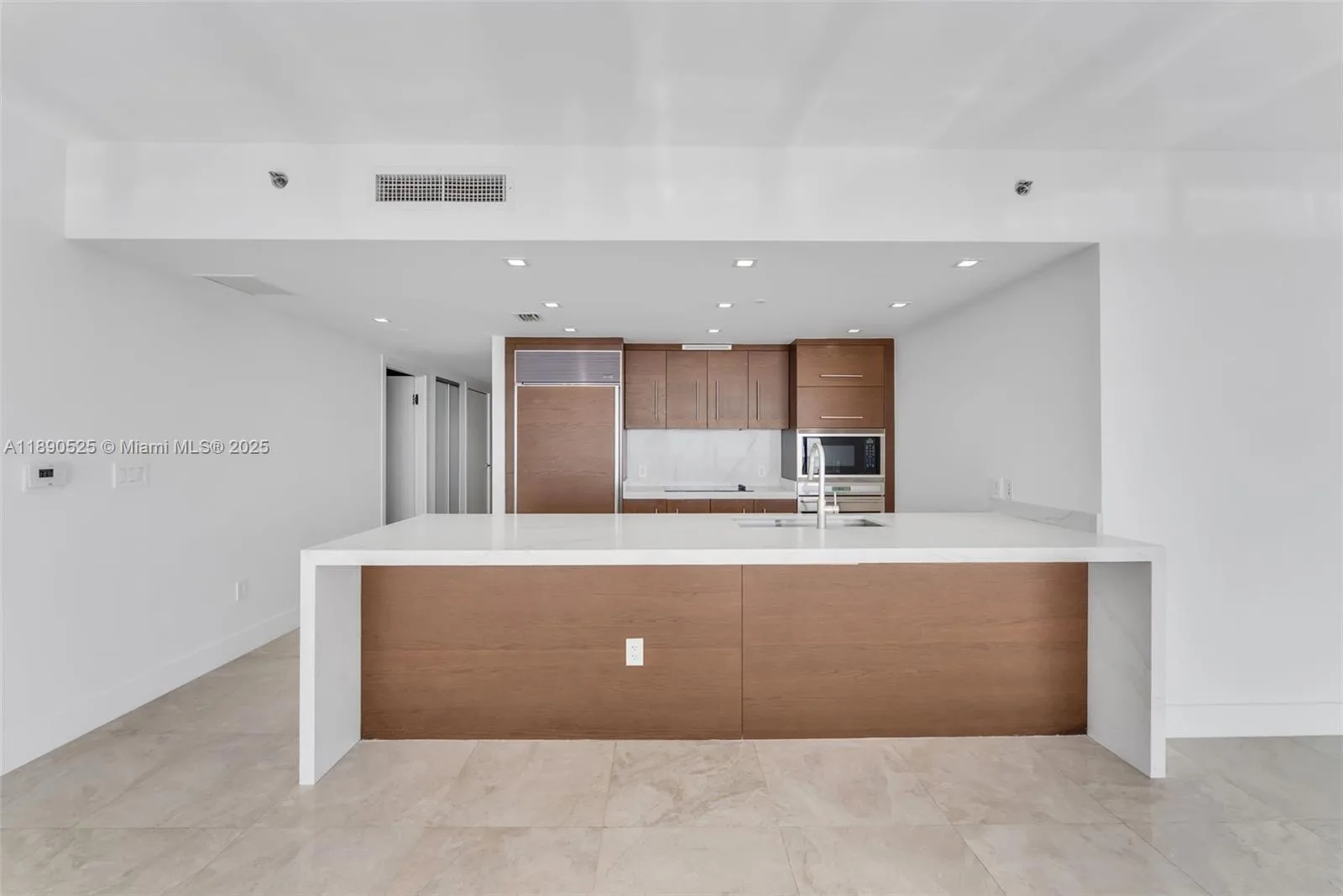 465 Brickell Ave # 4201, Miami, FL 33131 photo 3