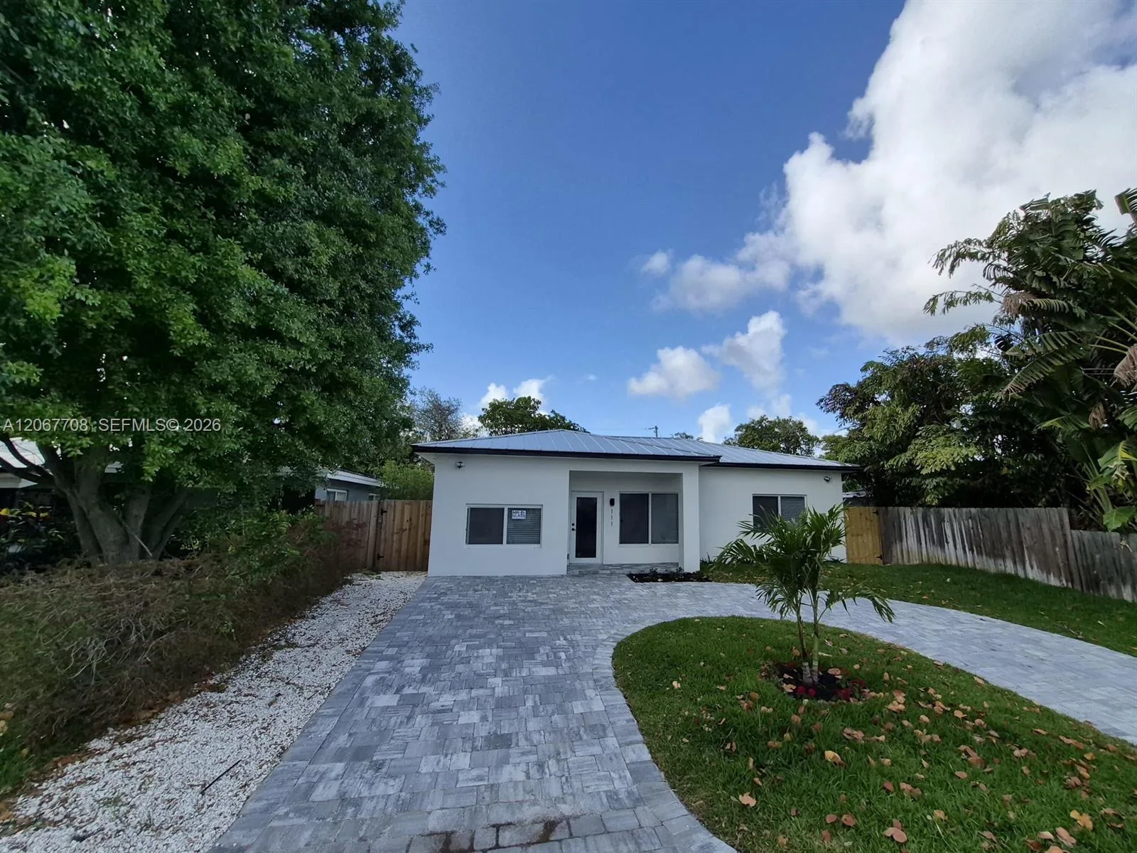 111 NE 45th St, Oakland Park, FL 33334