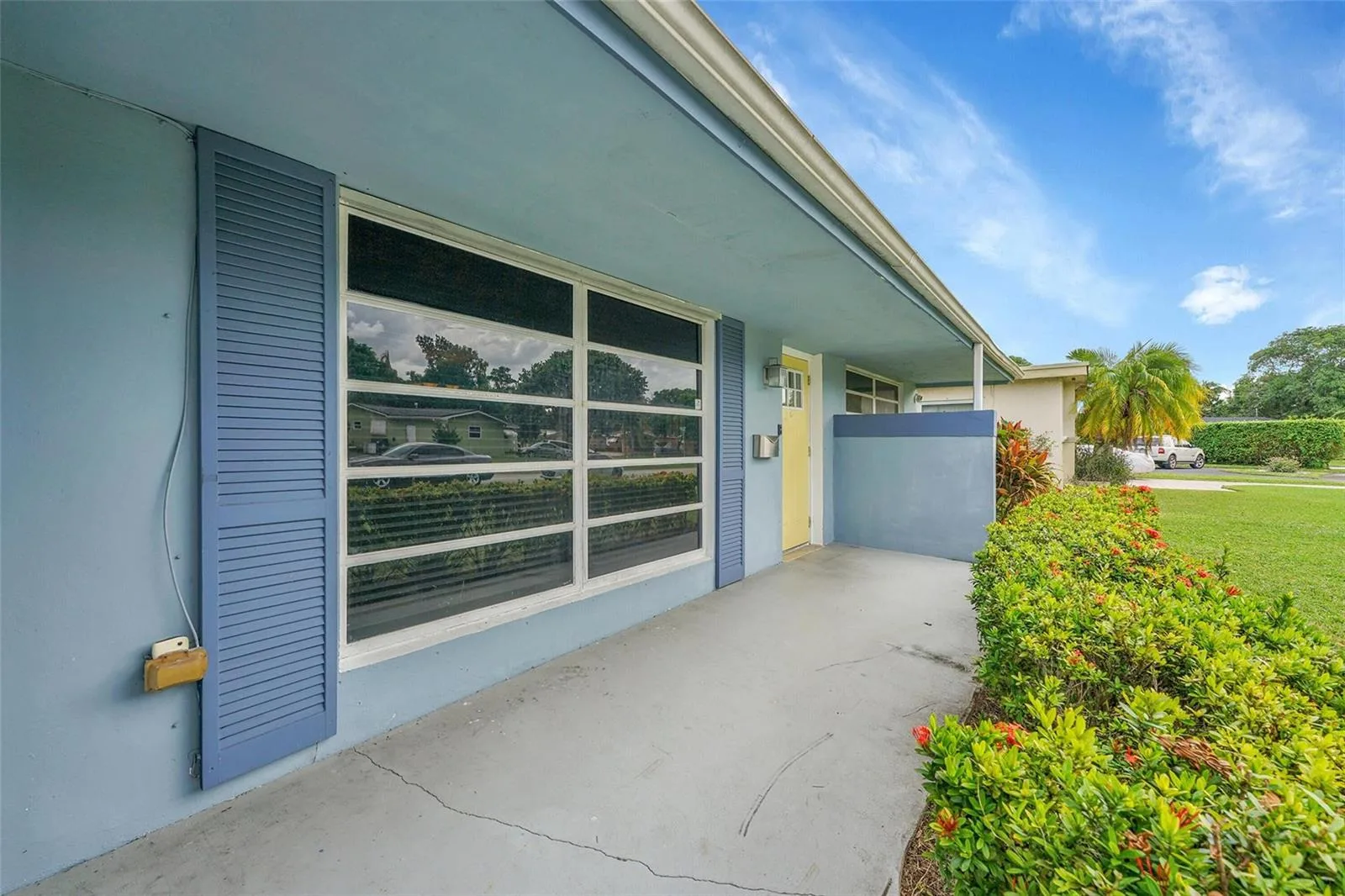 6501 NW 24th Court, Sunrise, FL 33313 photo 2