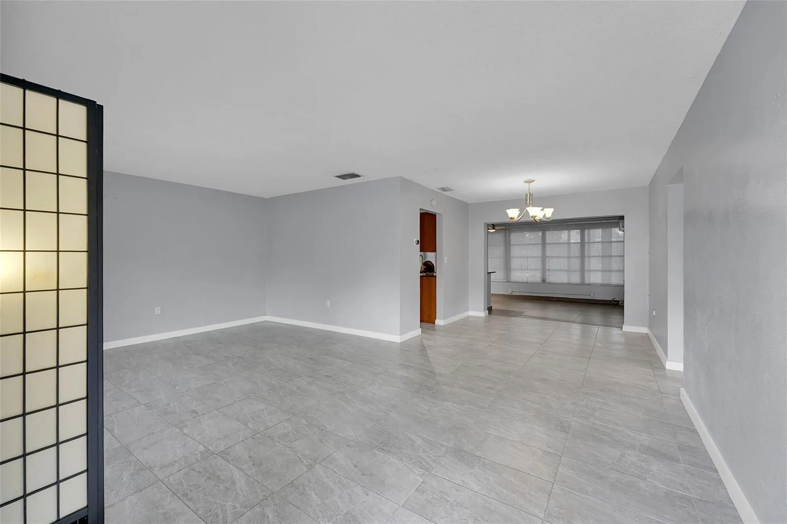 6501 NW 24th Court, Sunrise, FL 33313 photo 3