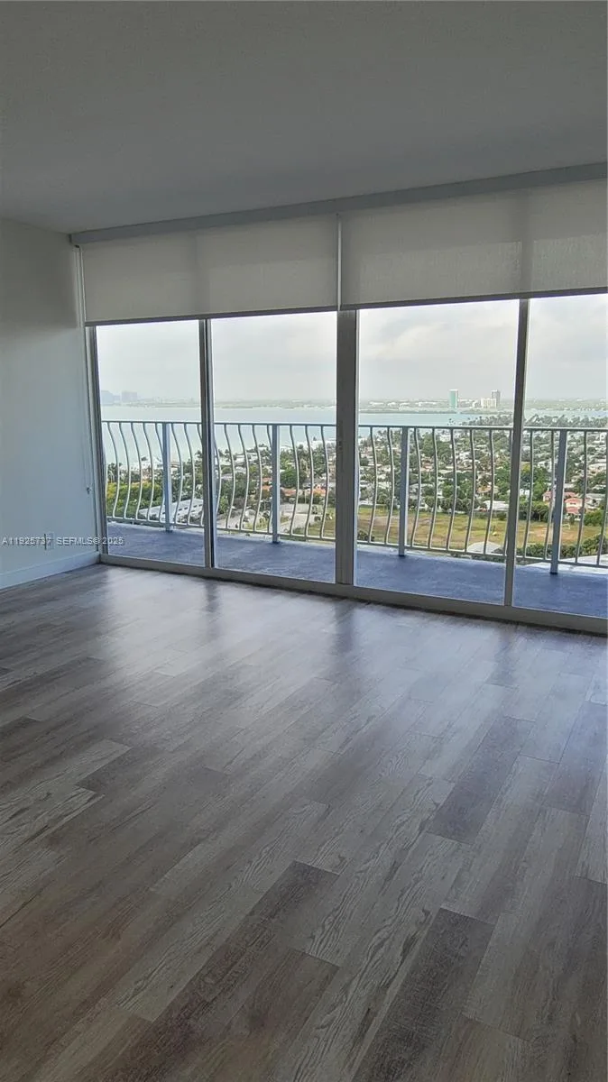 7601 E Treasure Dr # 2103, North Bay Village, FL 33141 photo 9