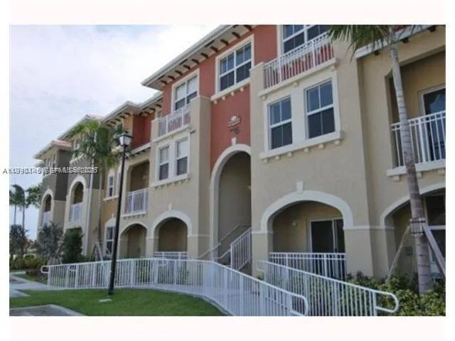 10870 NW 88th Ter # 223, Doral, FL 33178