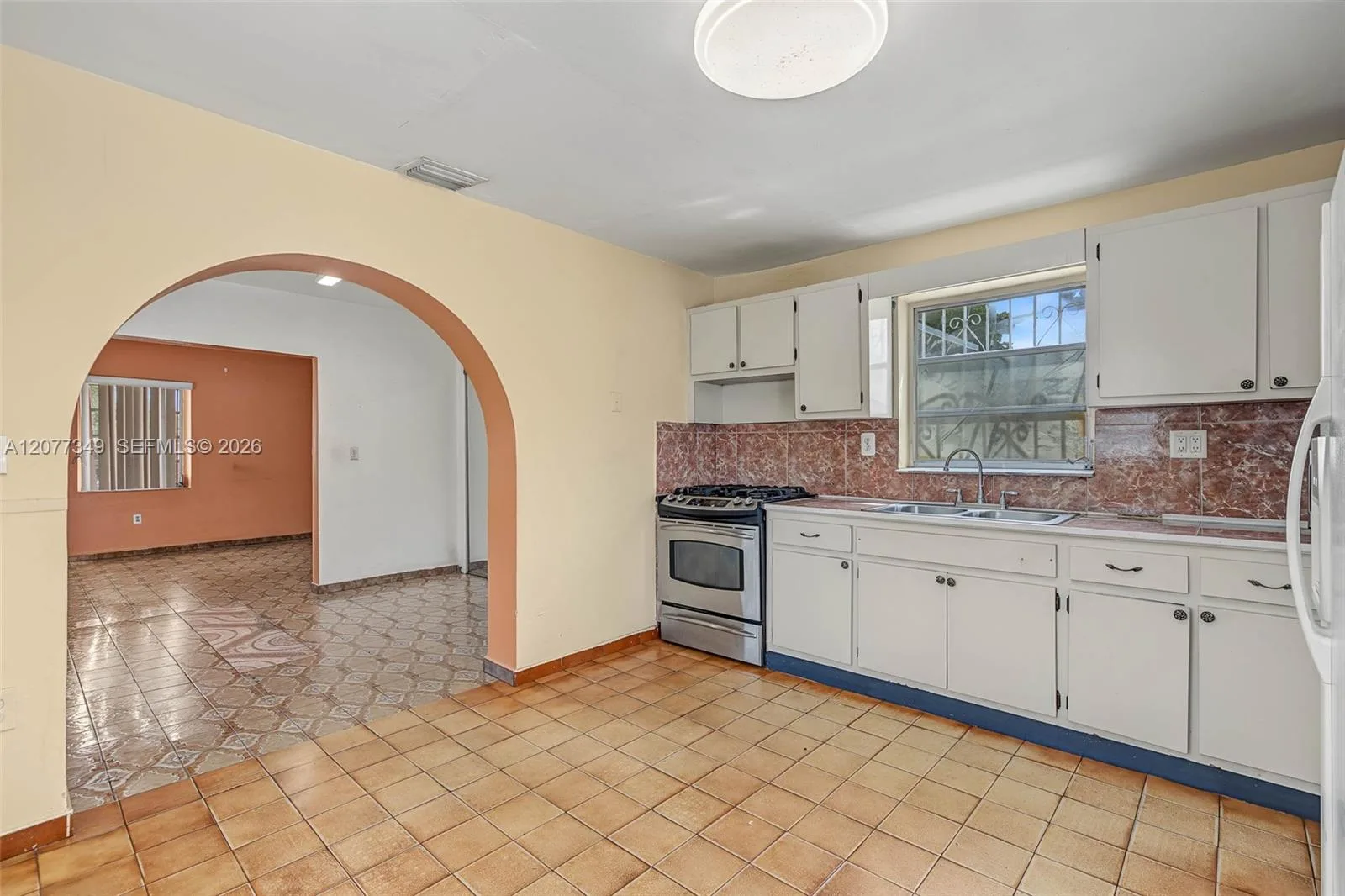 3940 NW 2nd St, Miami, FL 33126 photo 10