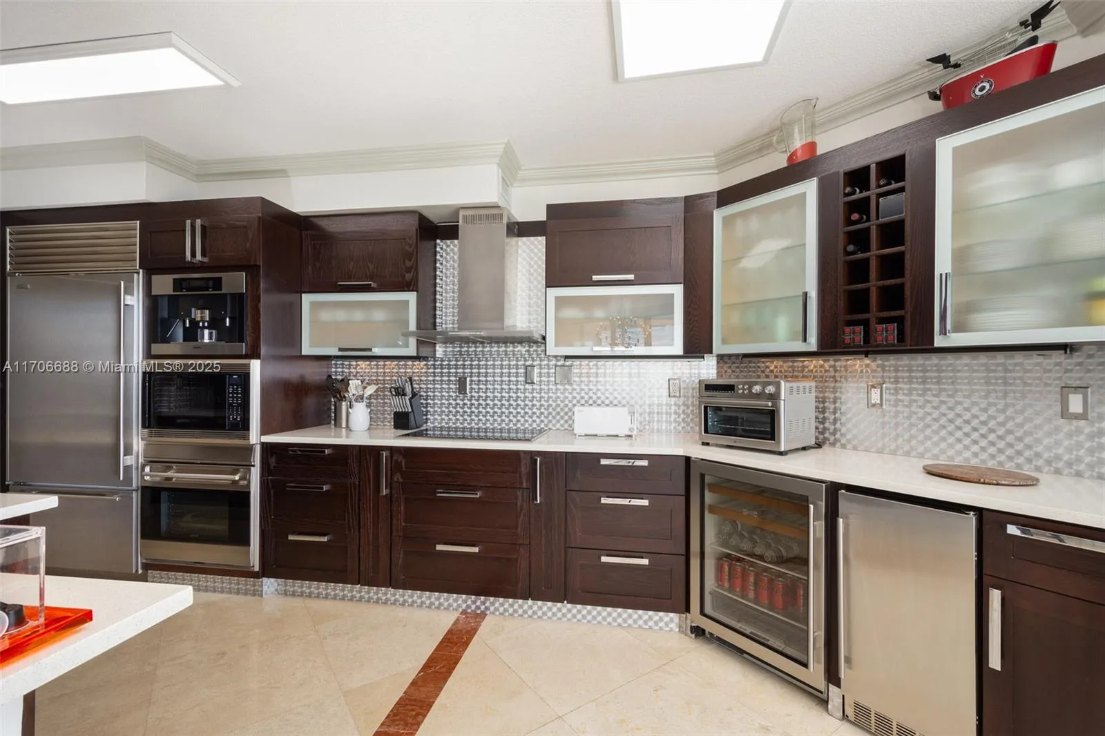 18671 Collins Ave # 3101, Sunny Isles Beach, FL 33160 photo 9
