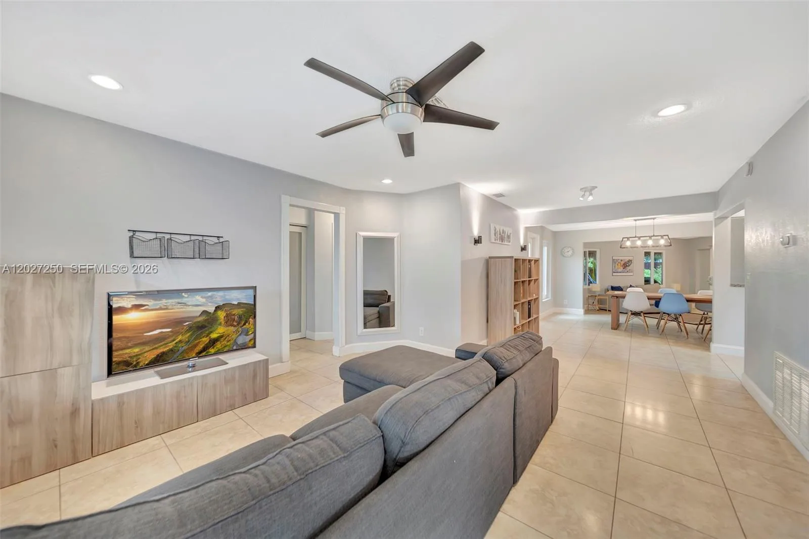 1501 SW 35th Ter, Fort Lauderdale, FL 33312 photo 2