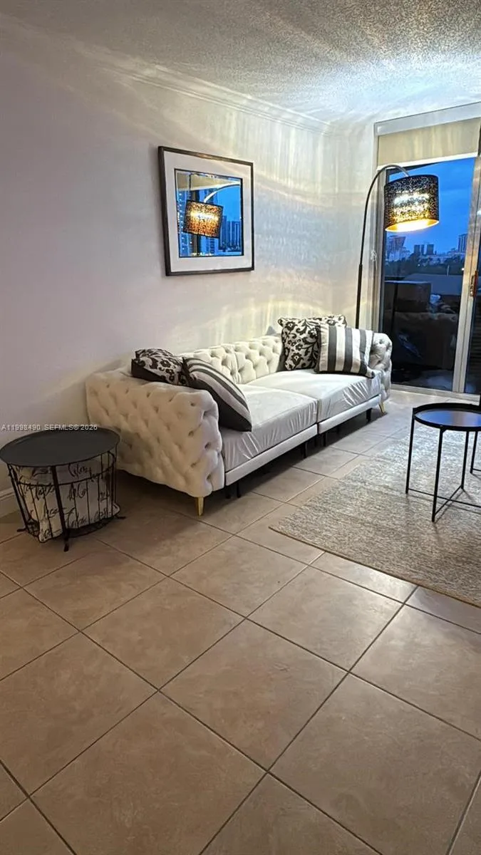3600 Mystic Pointe Dr # 910, Aventura, FL 33180 photo 11