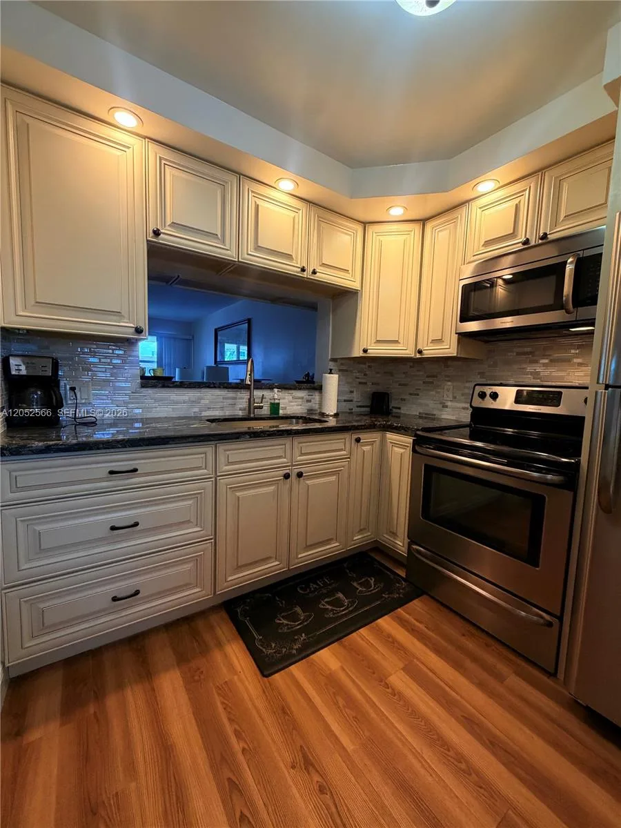1889 S Ocean Dr # 406, Hallandale Beach, FL 33009 photo 2
